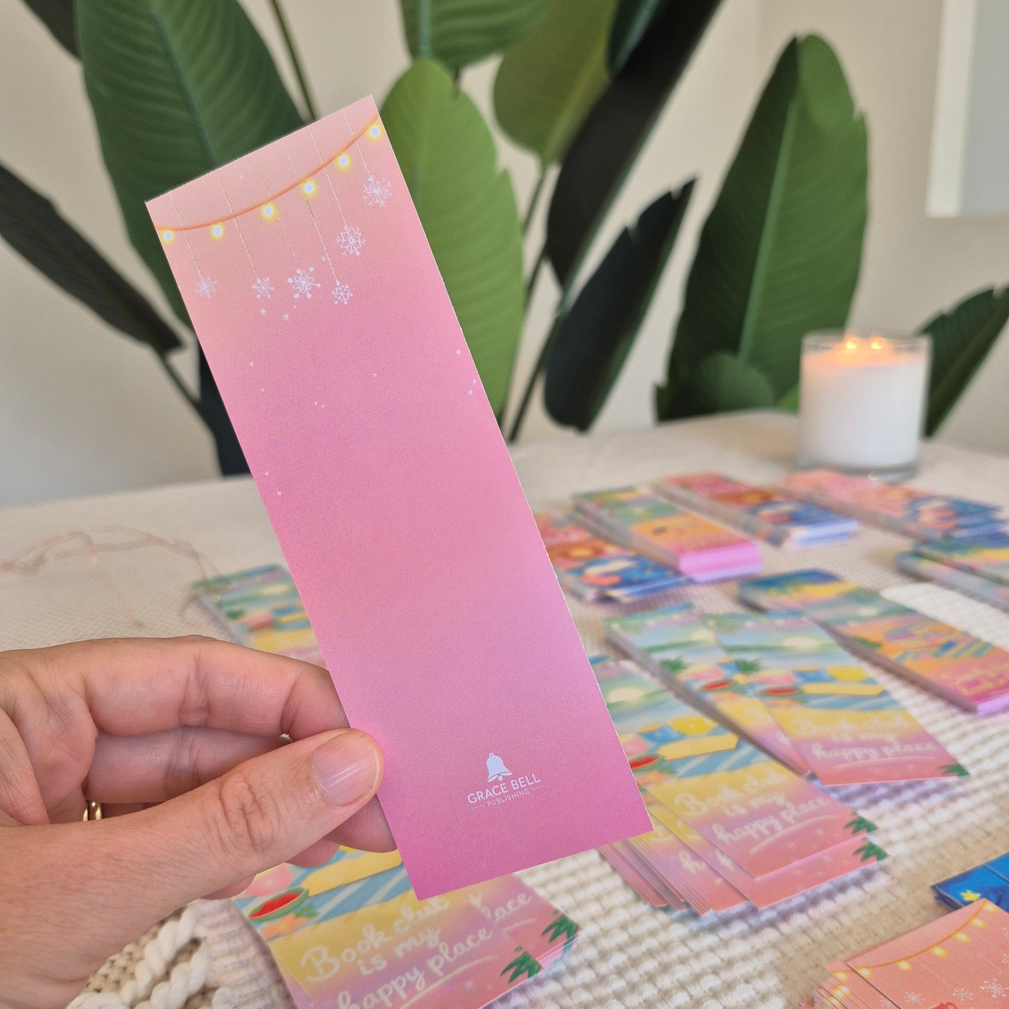 Cosy Winter Book Club Bookmark x1 – Limited Edition Matte Bookmark for Book Lovers (individual bookmark)