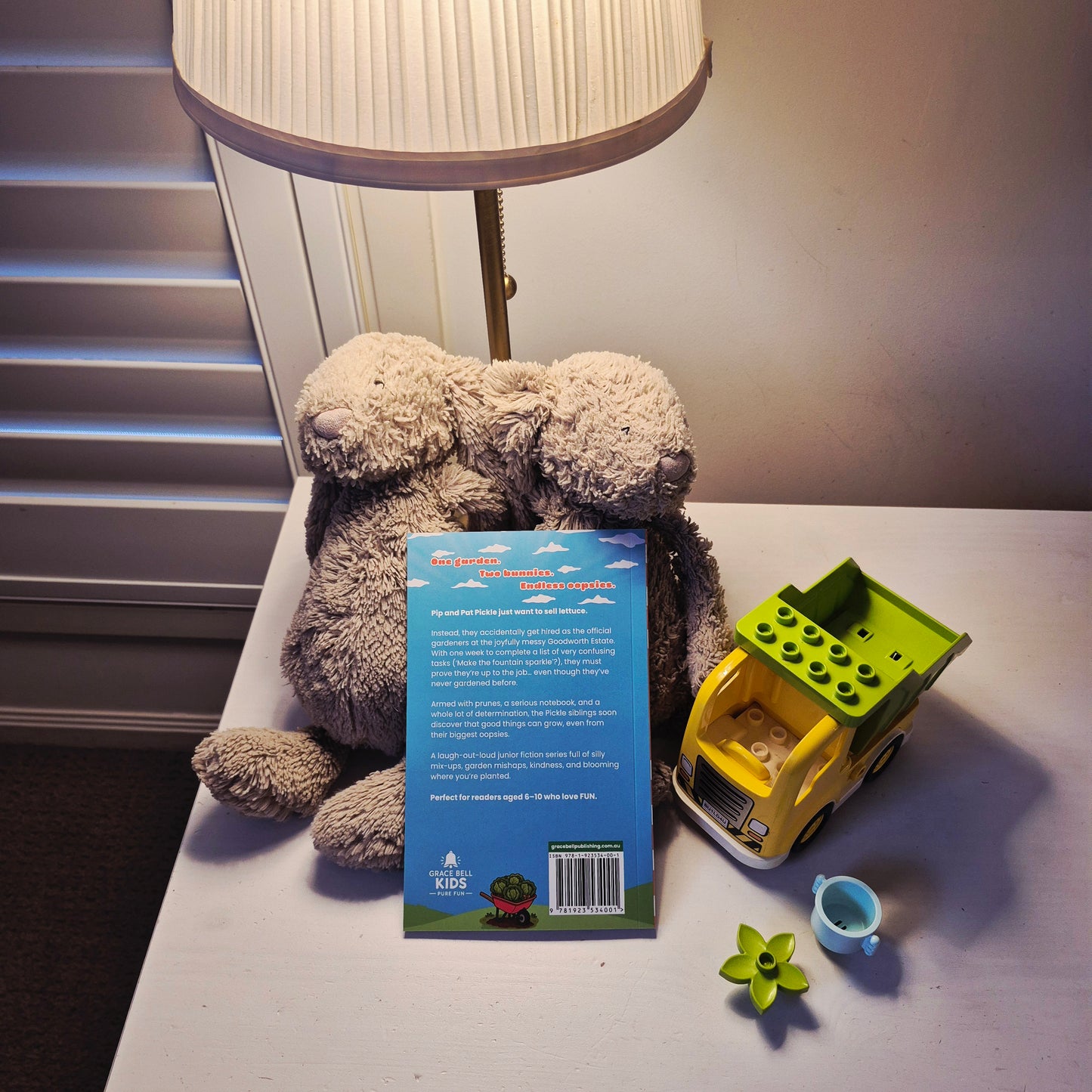 Oopsie Gardeners Book 1: Hired by Mistake